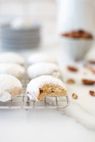 cinnamon pecan yiayia cookies, traditional greek cookies