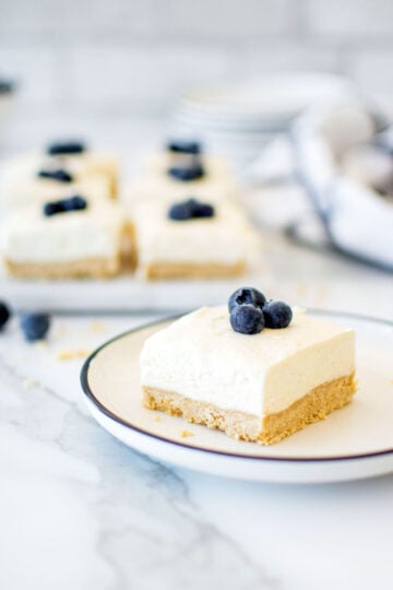 eggless vanilla blueberry cheesecake bars