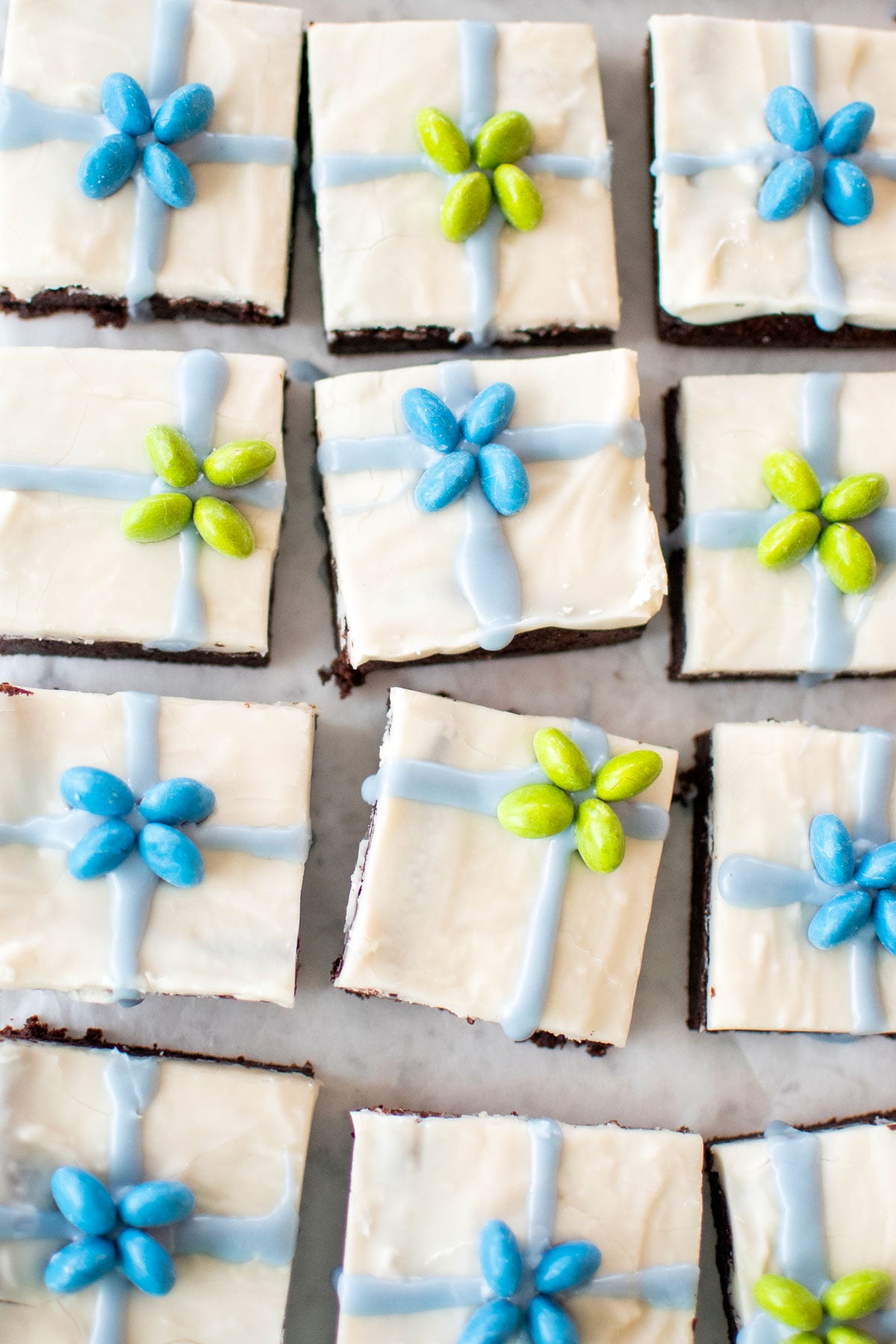 christmas present brownies on a white counter.