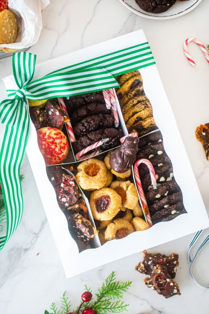DIY Christmas Cookie Box | Mimi's Organic Eats