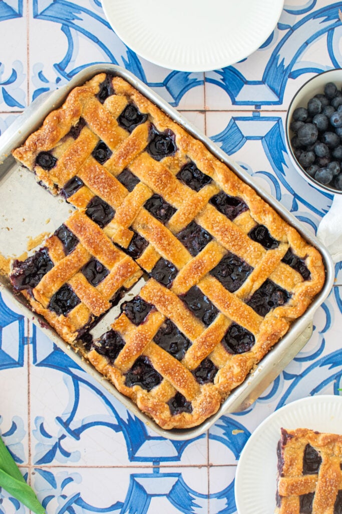 blueberry slab pie