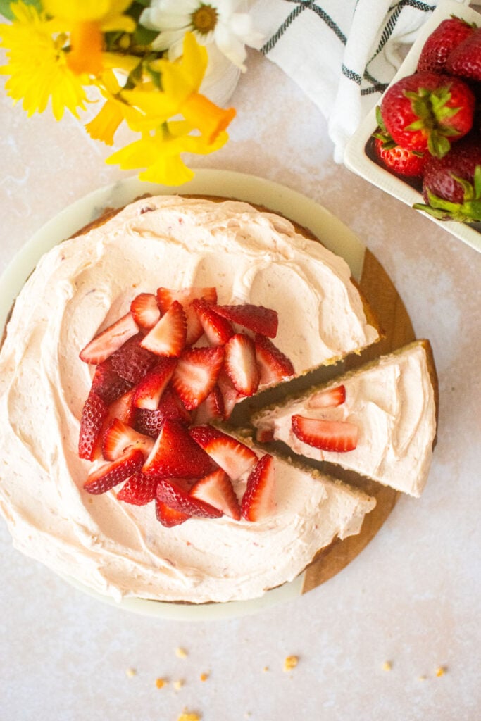 strawberry buttercream frosting